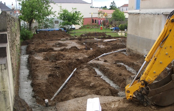 Pose de canalisations Cholet - Terrassement maison Cholet